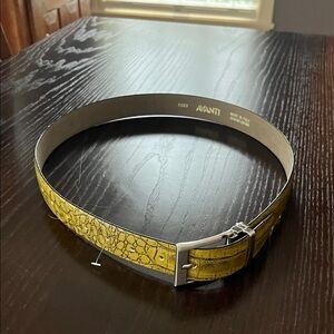 Avanti unisex Textured Yellow Belt Bag